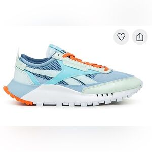 Like New! Reebok Classic Leather Legacy